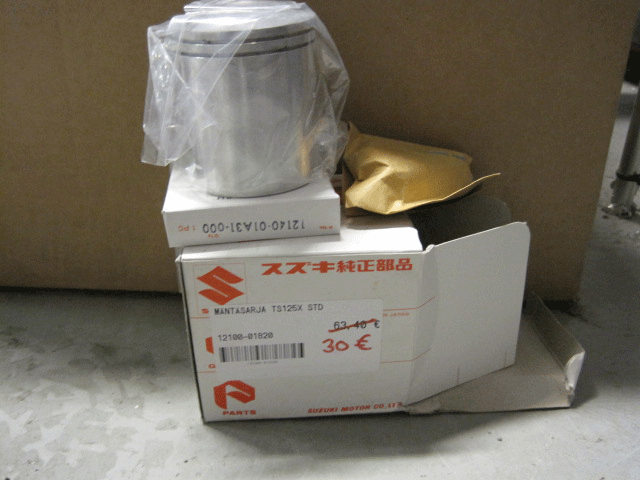 M�nt�sarja Suzuki TS125X