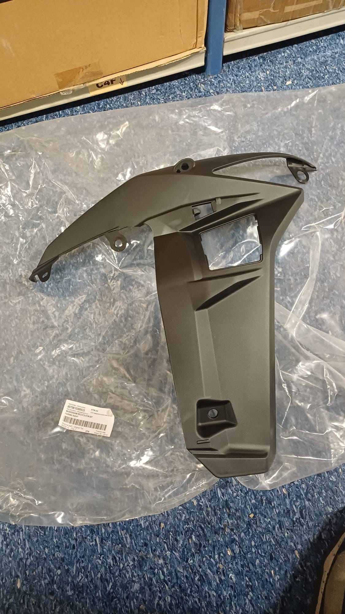 Sivukate oikea Super Adventure 1290