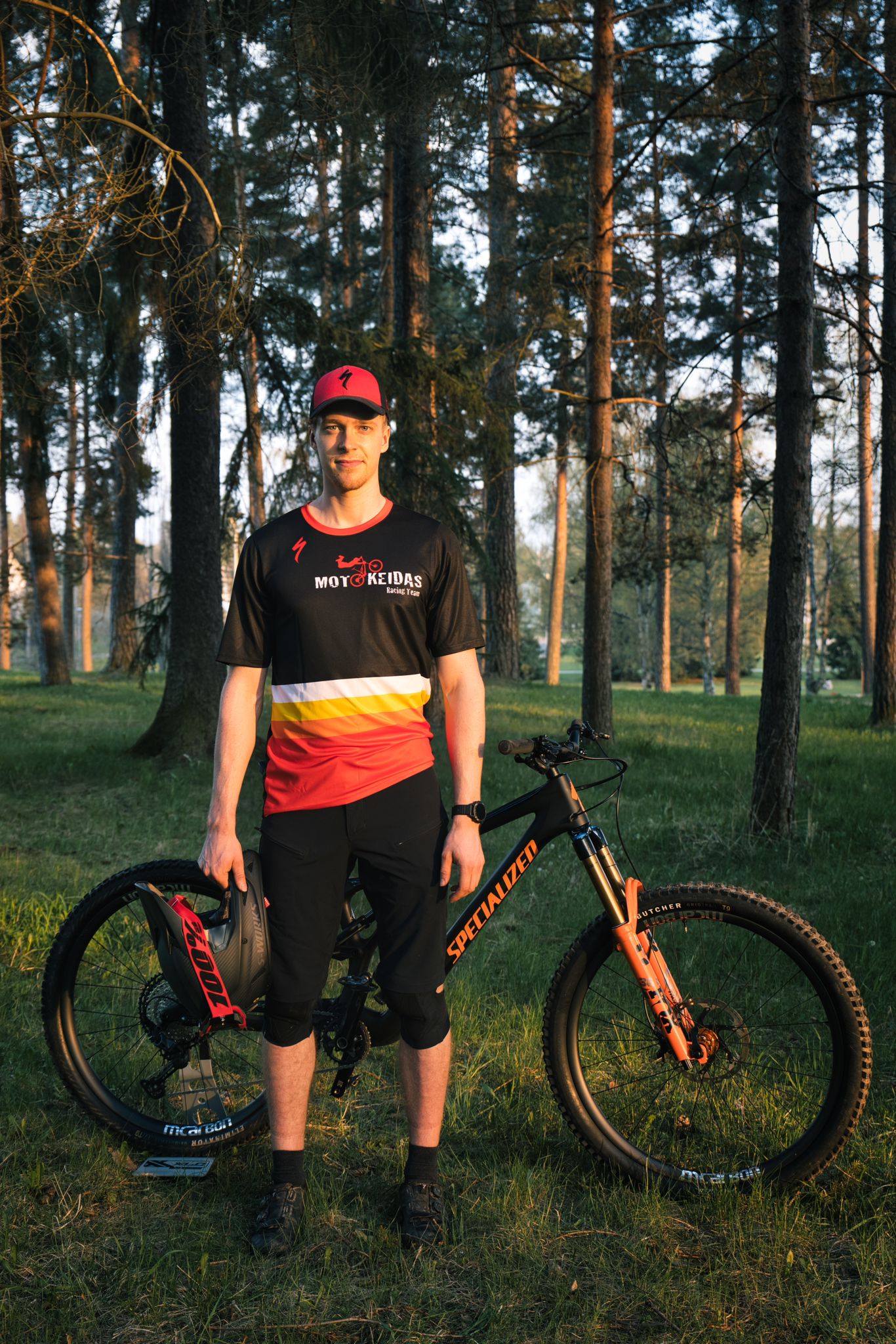 Specialized All mountain ajopaita lyhythihainen