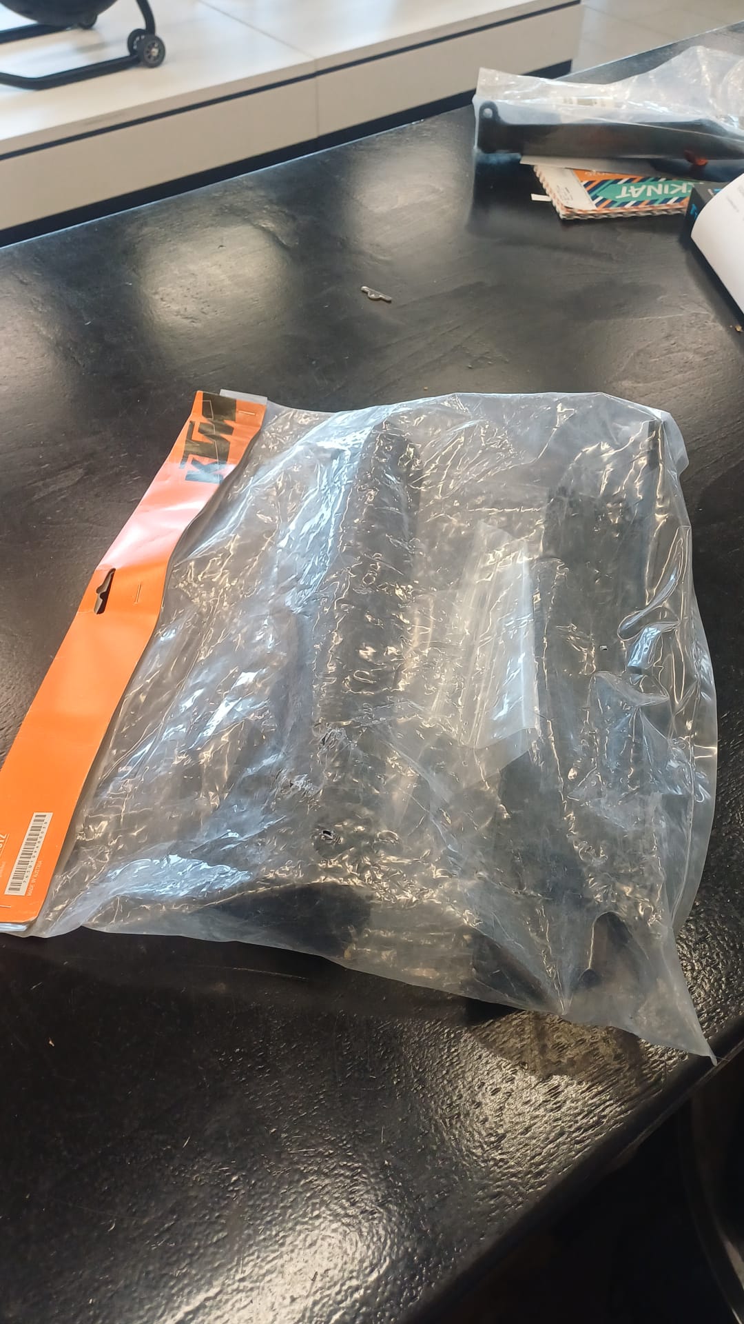 Telarinsuojamuovit SMC690/R