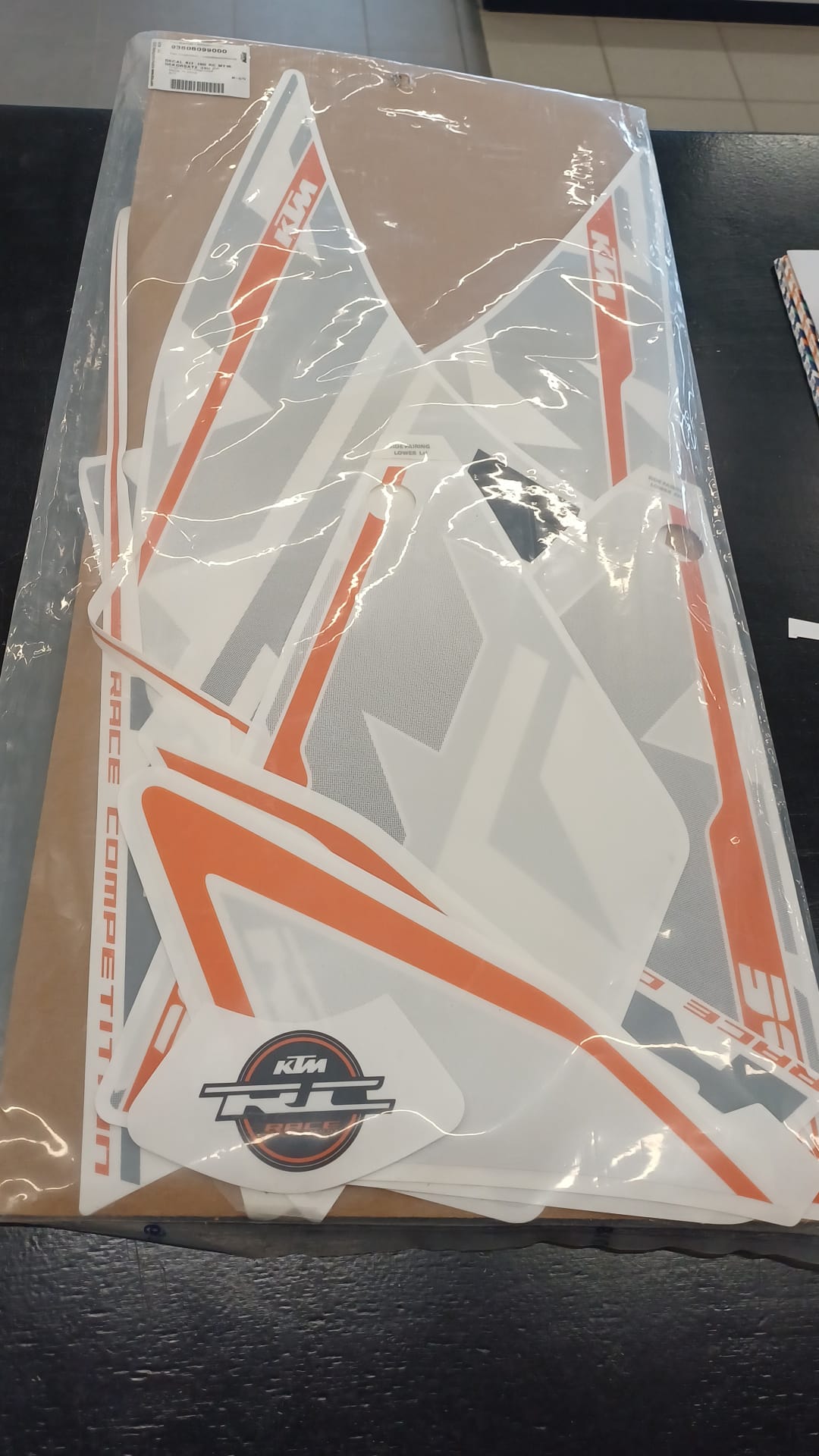 Tarrasarja RC390 2016