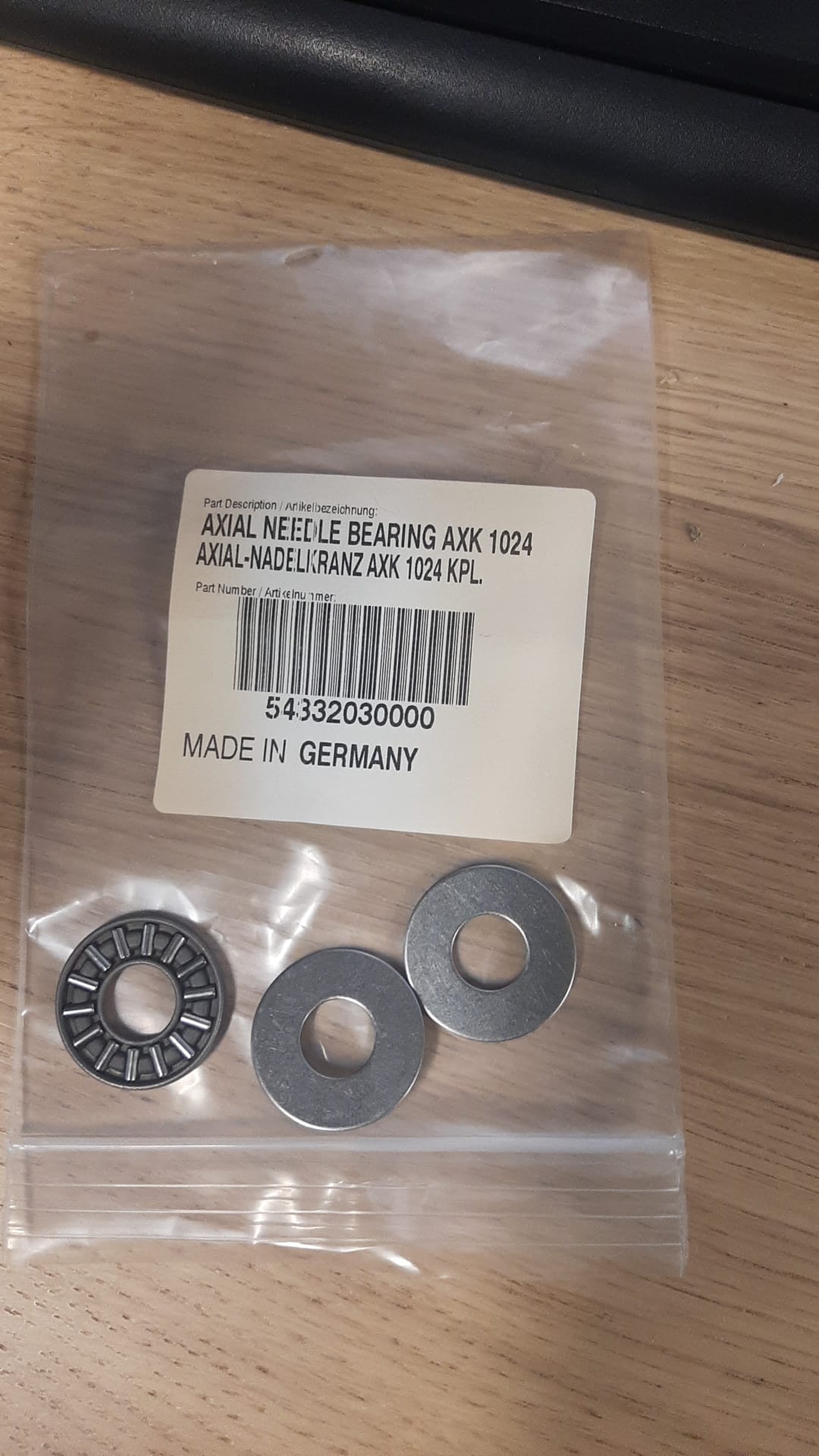 *AXIAL NEEDLE BEARING AXK 1024