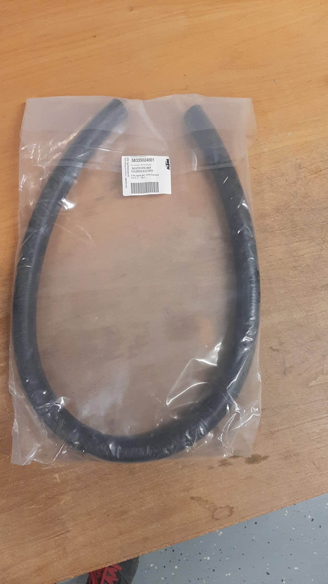 RADIATOR HOSE 20X26